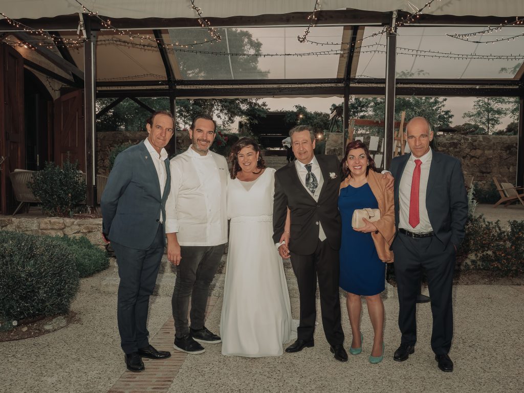 Fotógrafo de bodas en Guadarrama Finca El Jaral de la Mira con los hermanos Sandobal